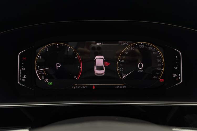 Used Volkswagen Passat 2024 330TSI Starry Elite Edition Odometer Close Up