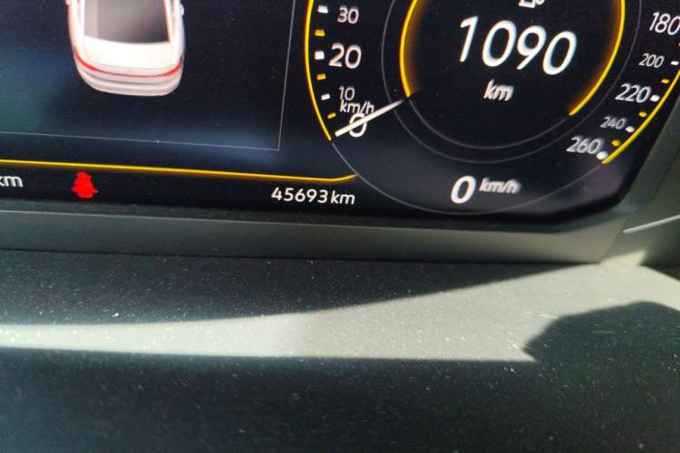 Used Volkswagen Passat 2024 380TSI Elite Edition Odometer Close Up