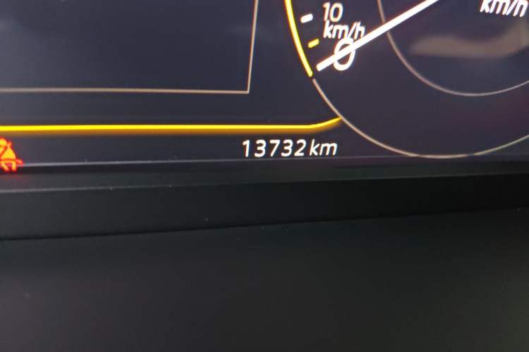 Used Volkswagen Passat 2024 380TSI Starry Dragon Edition Odometer Close Up