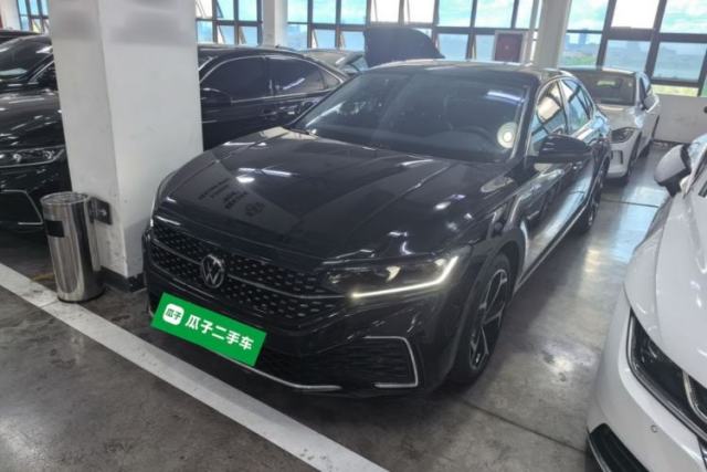 Used Volkswagen Passat 2024 380TSI Starry Dragon Edition