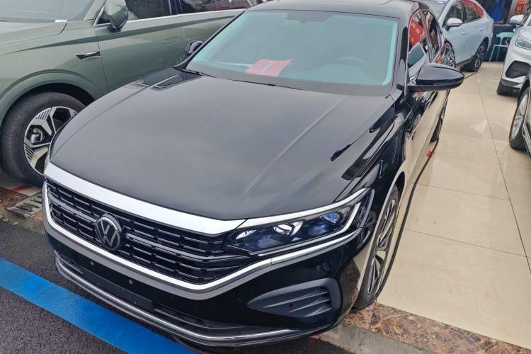 Used Volkswagen Passat 2024 380TSI Dragon Edition Guazi used car, China used car export, Used car for sale, Used  cars, Cheapest cars for sale