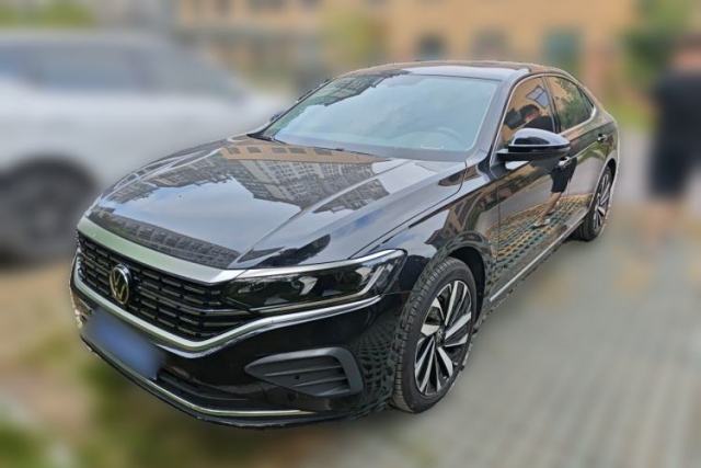 Używany Volkswagen Passat 2024 330TSI Elite Edition