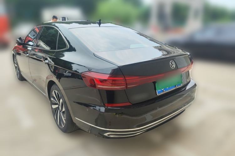 Used Volkswagen Passat 2024 380TSI Dragon Glory Edition Rear
