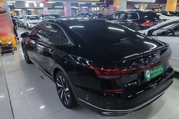 Used Volkswagen Passat 2024 380TSI Luxury Edition Rear Left 45 Deg