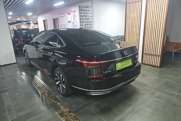 Used Volkswagen Passat 2024 380TSI Luxury Edition Rear Left 45 Deg