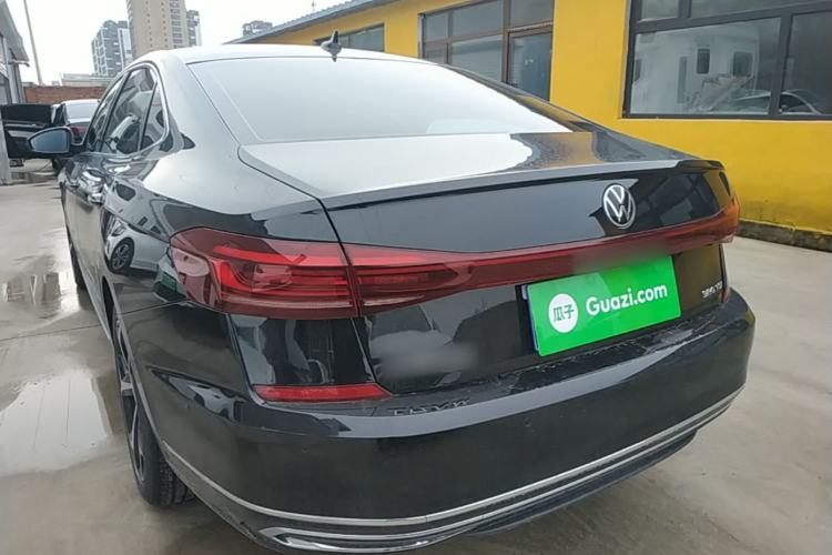 Used Volkswagen Passat 2024 380TSI Starry Luxury Edition Rear Left 45 Deg