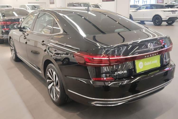 Used Volkswagen Passat 2024 380TSI Elite Edition Rear Left 45 Deg