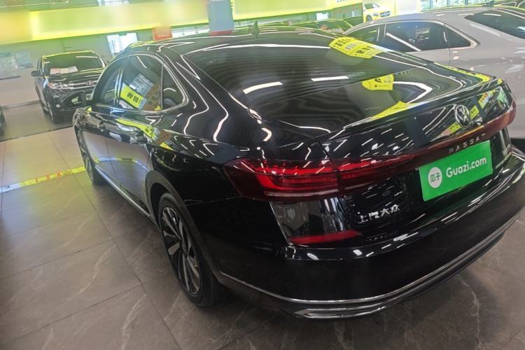 Used Volkswagen Passat 2024 380TSI Luxury Edition Rear Left 45 Deg