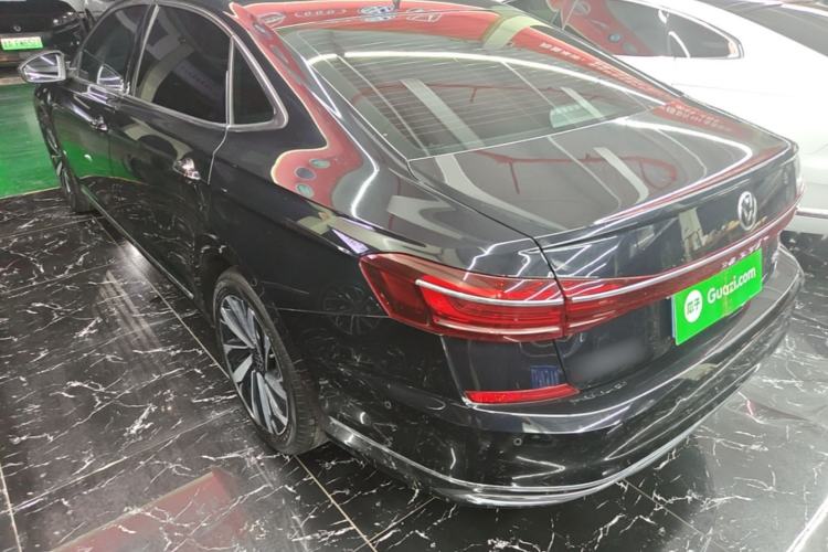 Used Volkswagen Passat 2024 380TSI Luxury Edition Rear Left 45 Deg