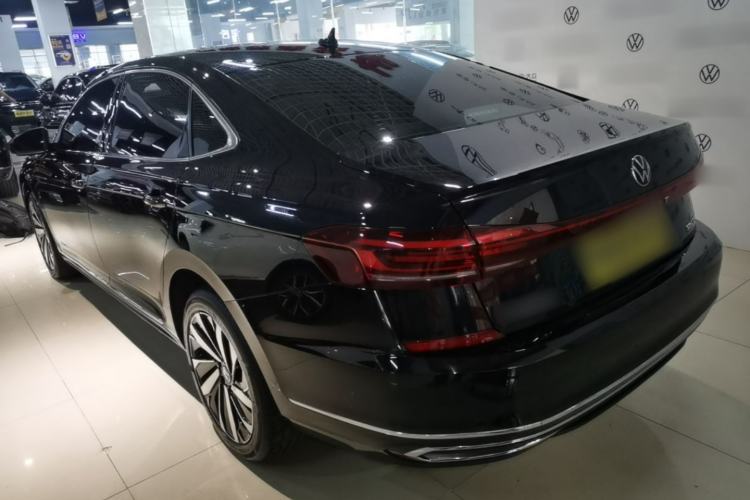Used Volkswagen Passat 2024 330TSI Elite Edition Rear Left 45 Deg
