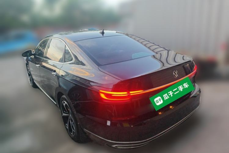 Used Volkswagen Passat 2024 330TSI Starry Elite Edition Rear Left 45 Deg