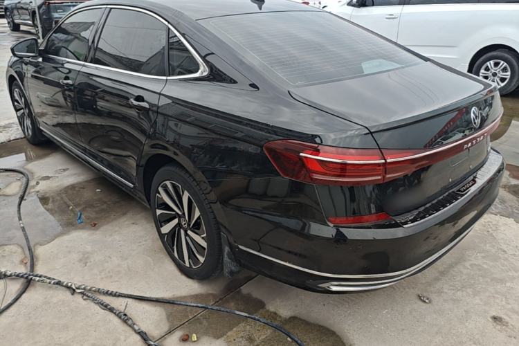Used Volkswagen Passat 2024 380TSI Dragon Edition Rear Left 45 Deg
