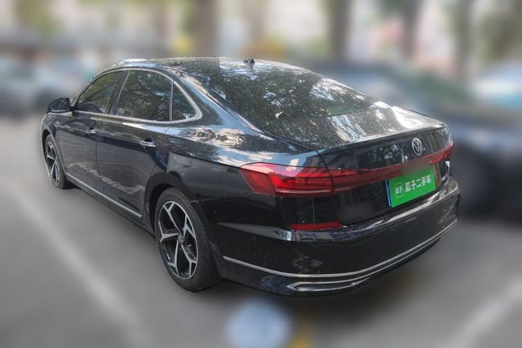 Used Volkswagen Passat 2024 380TSI Dragon Glory Edition Rear Left 45 Deg