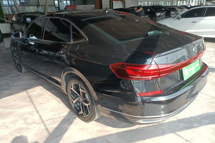 Used Volkswagen Passat 2024 380TSI Starry Dragon Edition Rear Left 45 Deg