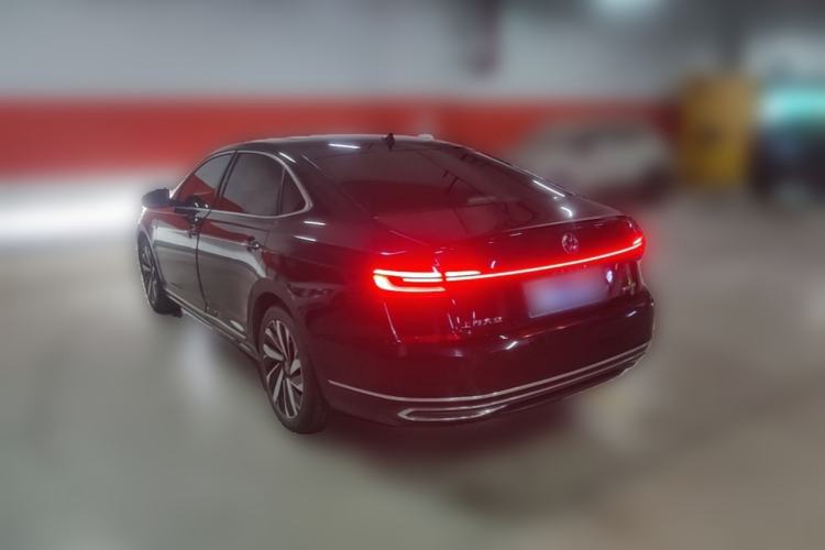 Used Volkswagen Passat 2024 380TSI Luxury Edition Rear Left 45 Deg