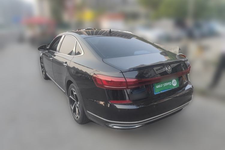 Used Volkswagen Passat 2024 330TSI Starry Elite Edition Rear Left 45 Deg