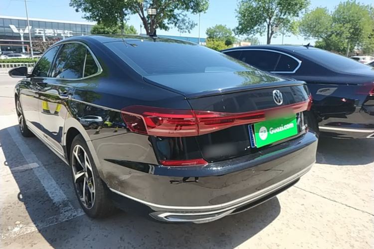 Used Volkswagen Passat 2024 380TSI Starry Luxury Edition Rear Left 45 Deg