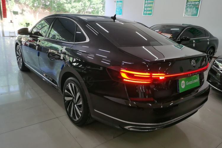 Used Volkswagen Passat 2024 330TSI Elite Edition Rear Left 45 Deg
