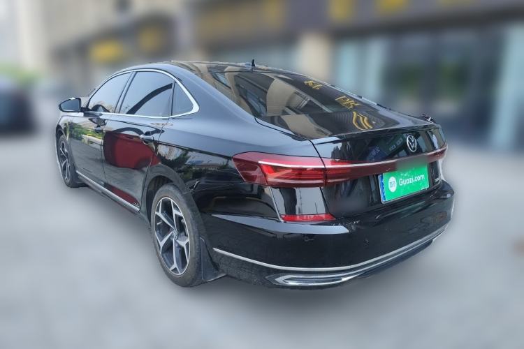 Used Volkswagen Passat 2024 330TSI Starry Elite Edition Rear Left 45 Deg