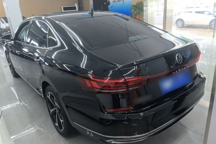 Used Volkswagen Passat 2024 330TSI Starry Elite Edition Rear Left 45 Deg