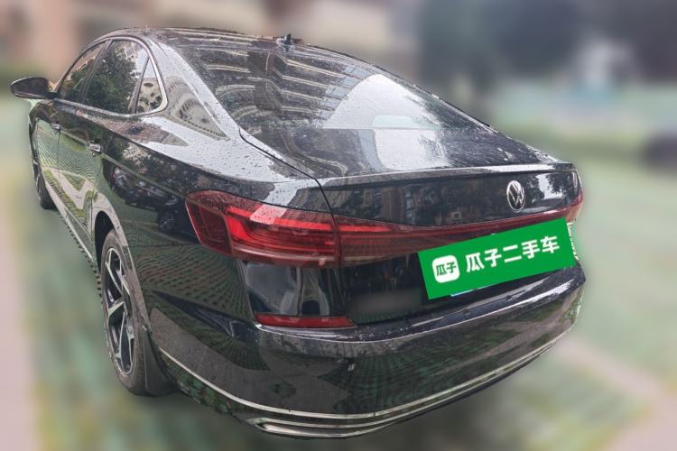 Used Volkswagen Passat 2024 380TSI Starry Luxury Edition Rear Left 45 Deg