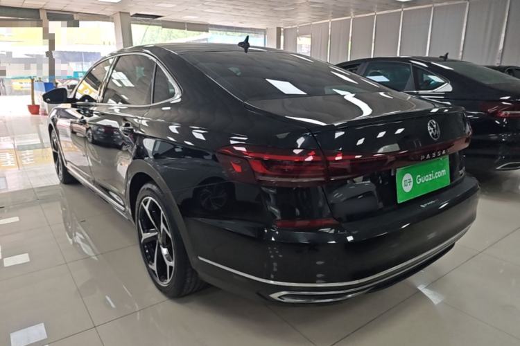 Used Volkswagen Passat 2024 380TSI Starry Dragon Edition Rear Left 45 Deg