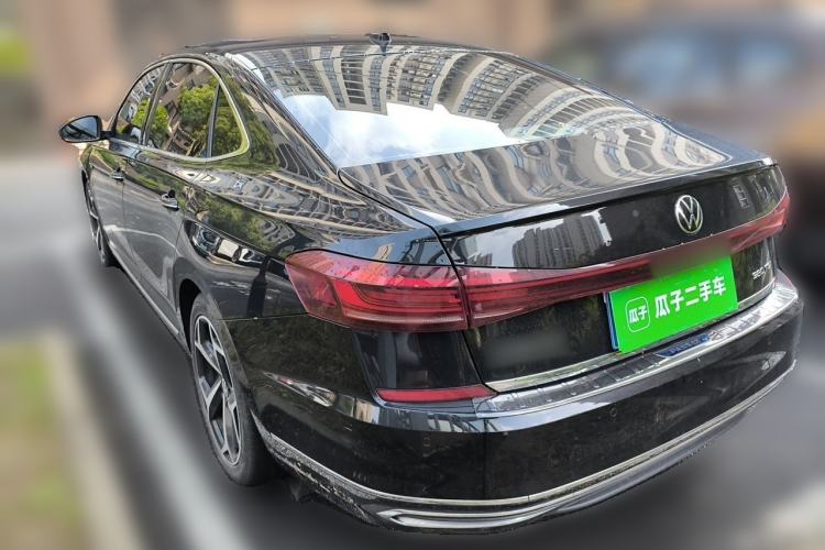 Used Volkswagen Passat 2024 380TSI Starry Luxury Edition Rear Left 45 Deg