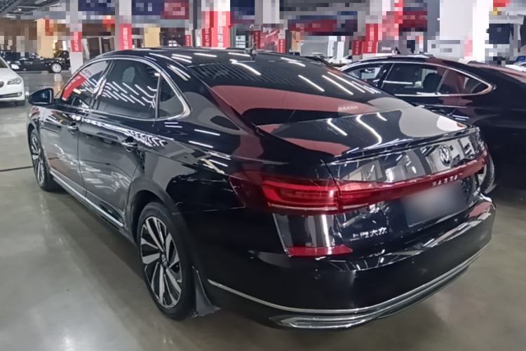 Used Volkswagen Passat 2024 380TSI Dragon Glory Edition Rear Left 45 Deg