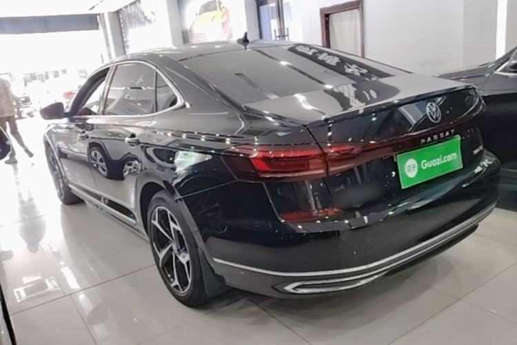 Used Volkswagen Passat 2024 380TSI Starry Elite Edition Rear Left 45 Deg