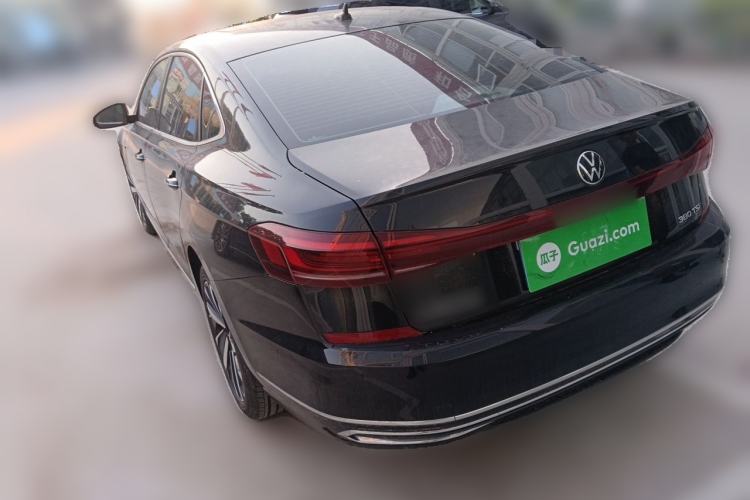 Used Volkswagen Passat 2024 380TSI Dragon Glory Edition Rear Left 45 Deg
