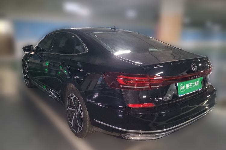 Used Volkswagen Passat 2024 330TSI Starry Elite Edition Rear Left 45 Deg