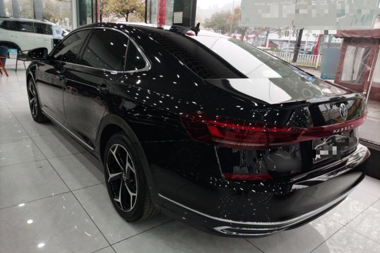 Used Volkswagen Passat 2024 380TSI Starry Dragon Edition Rear Left 45 Deg