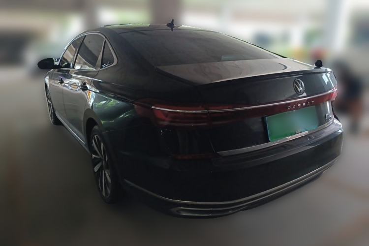 Used Volkswagen Passat 2024 380TSI Dragon Glory Edition Rear Left 45 Deg