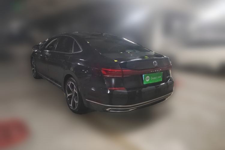 Used Volkswagen Passat 2024 380TSI Starry Dragon Edition Rear Left 45 Deg