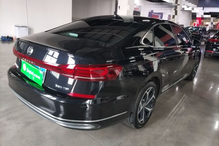 Used Volkswagen Passat 2024 380TSI Starry Luxury Edition Rear Right 45 Deg