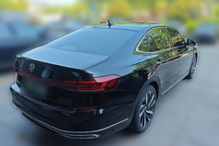 Used Volkswagen Passat 2024 380TSI Dragon Glory Edition Rear Right 45 Deg