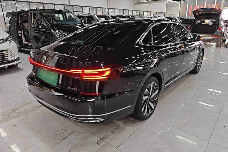 Used Volkswagen Passat 2024 380TSI Dragon Glory Edition Rear Right 45 Deg