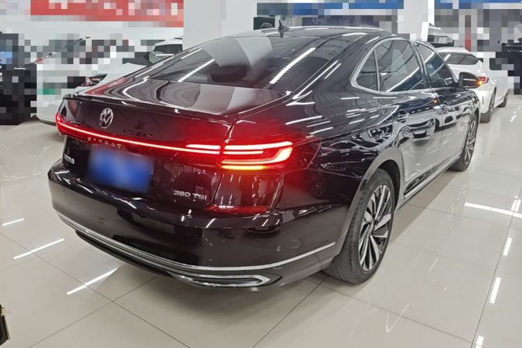 Used Volkswagen Passat 2024 380TSI Luxury Edition Rear Right 45 Deg