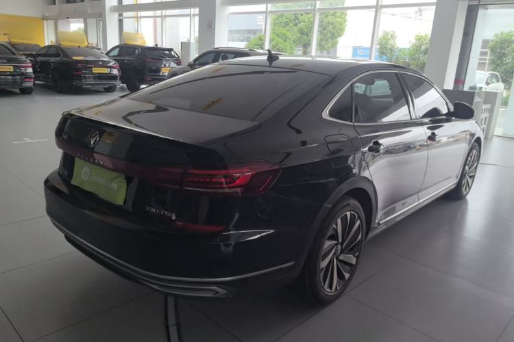 Used Volkswagen Passat 2024 330TSI Elite Edition Rear Right 45 Deg