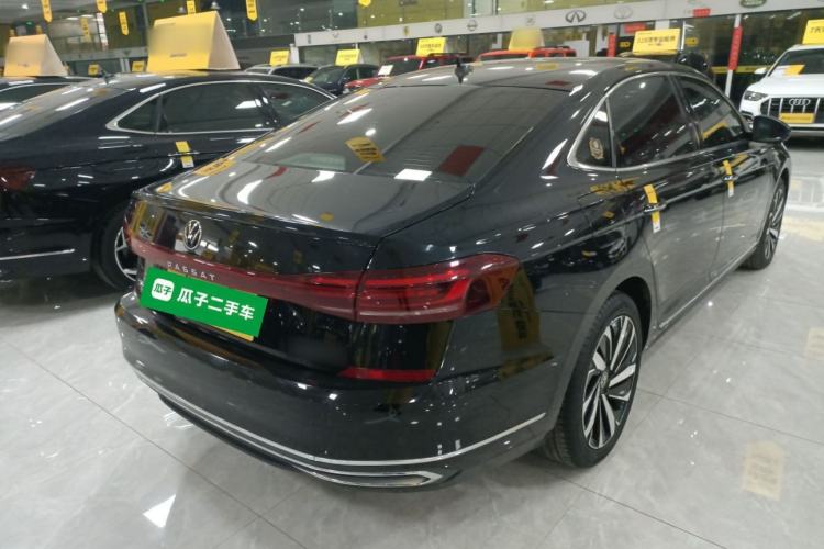 Used Volkswagen Passat 2024 380TSI Luxury Edition Rear Right 45 Deg