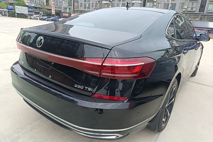 Used Volkswagen Passat 2024 330TSI Starry Elite Edition Rear Right 45 Deg