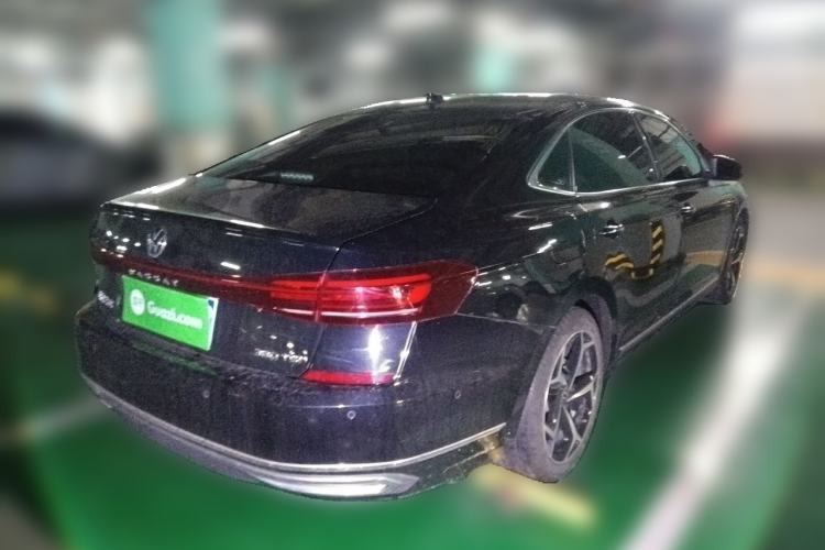 Used Volkswagen Passat 2024 380TSI Starry Luxury Edition Rear Right 45 Deg
