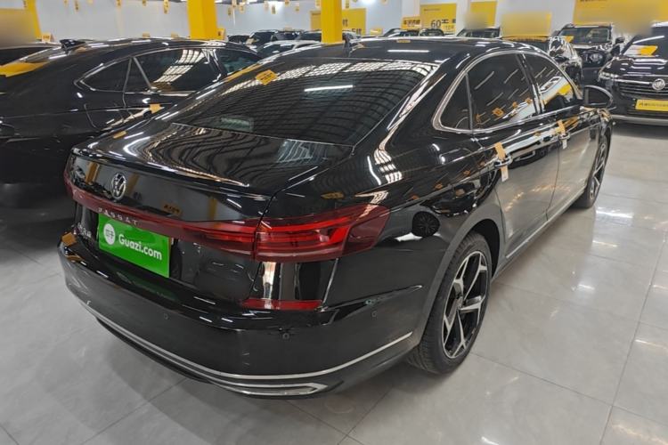 Used Volkswagen Passat 2024 380TSI Starry Dragon Edition Rear Right 45 Deg