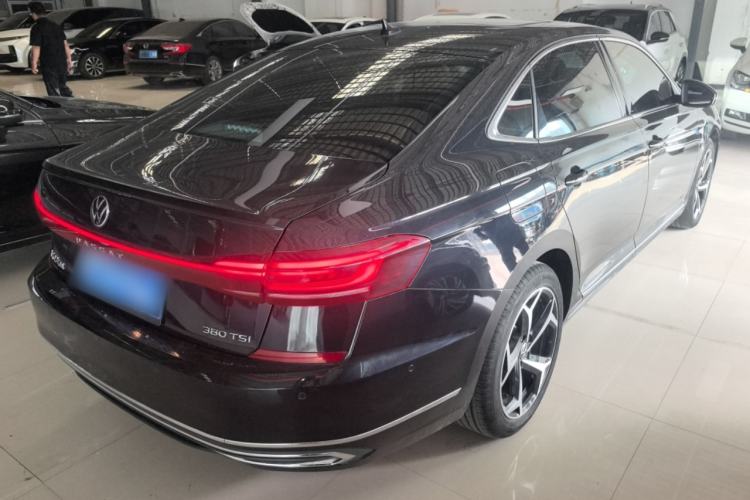 Used Volkswagen Passat 2024 380TSI Starry Luxury Edition Rear Right 45 Deg