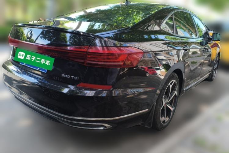 Used Volkswagen Passat 2024 380TSI Starry Luxury Edition Rear Right 45 Deg