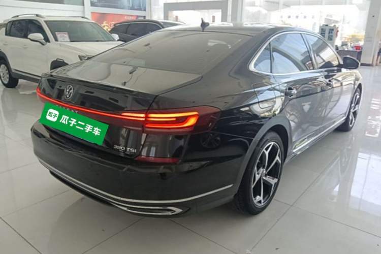 Used Volkswagen Passat 2024 380TSI Starry Elite Edition Rear Right 45 Deg