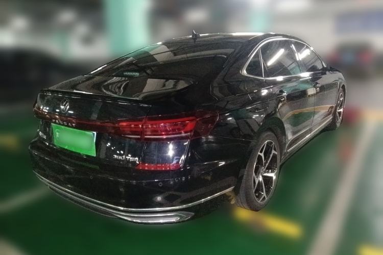 Used Volkswagen Passat 2024 380TSI Starry Luxury Edition Rear Right 45 Deg