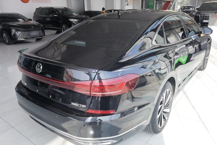 Used Volkswagen Passat 2024 380TSI Dragon Glory Edition Rear Right 45 Deg