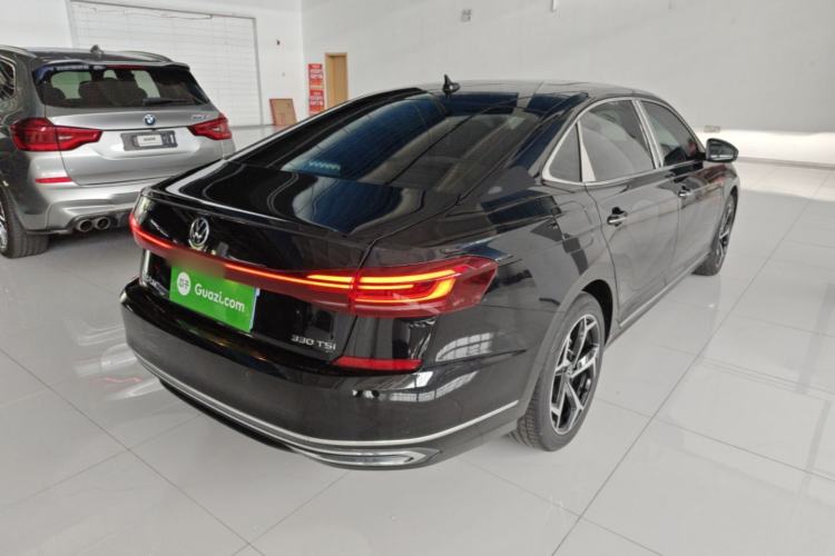 Used Volkswagen Passat 2024 330TSI Starry Elite Edition Rear Right 45 Deg