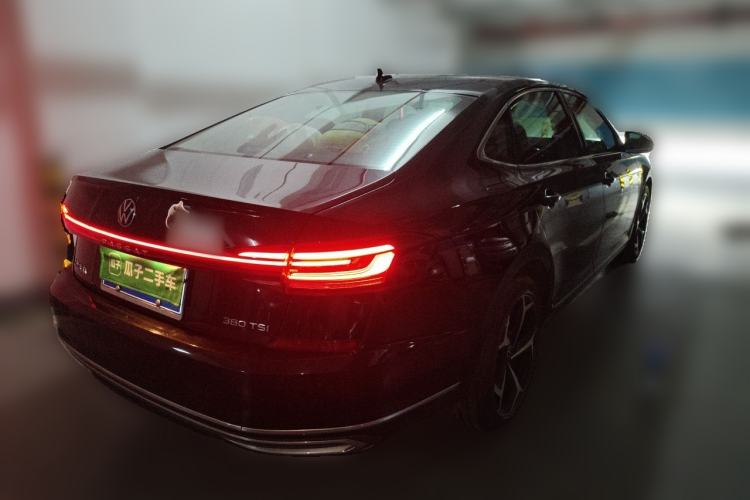 Used Volkswagen Passat 2024 380TSI Starry Elite Edition Rear Right 45 Deg